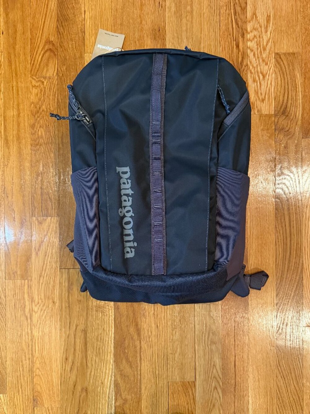 Patagonia Black Hole Pack 25L, NWT